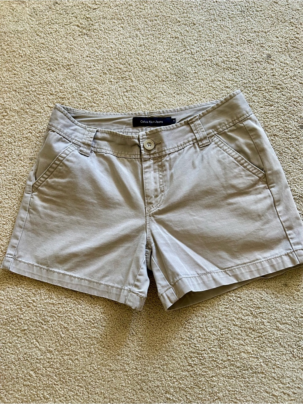 Calvin Klein Jeans Light Beige Women's Short Chino